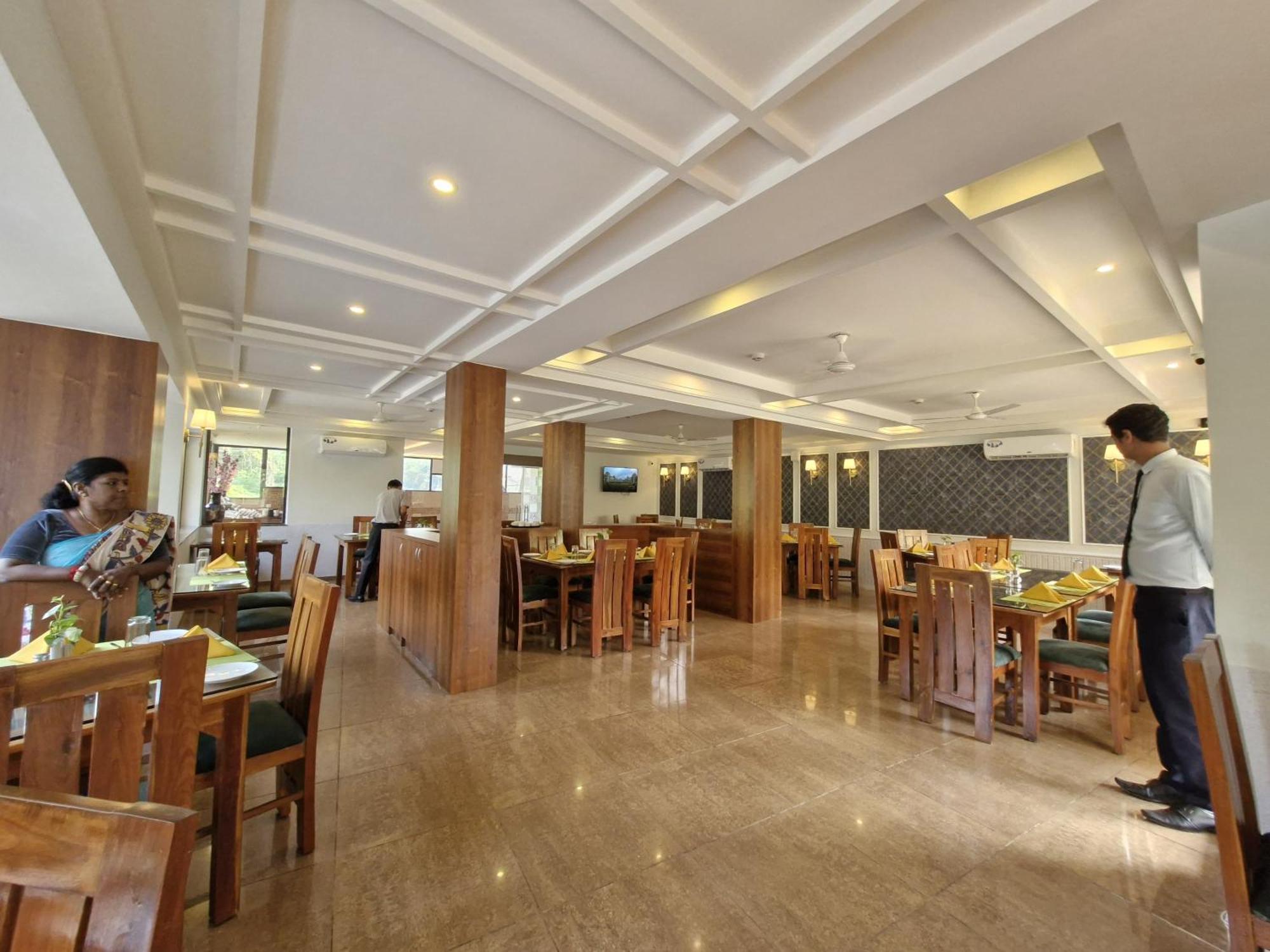 Treebo Trend Green Valley Beach Resort Dona Paula Exterior foto