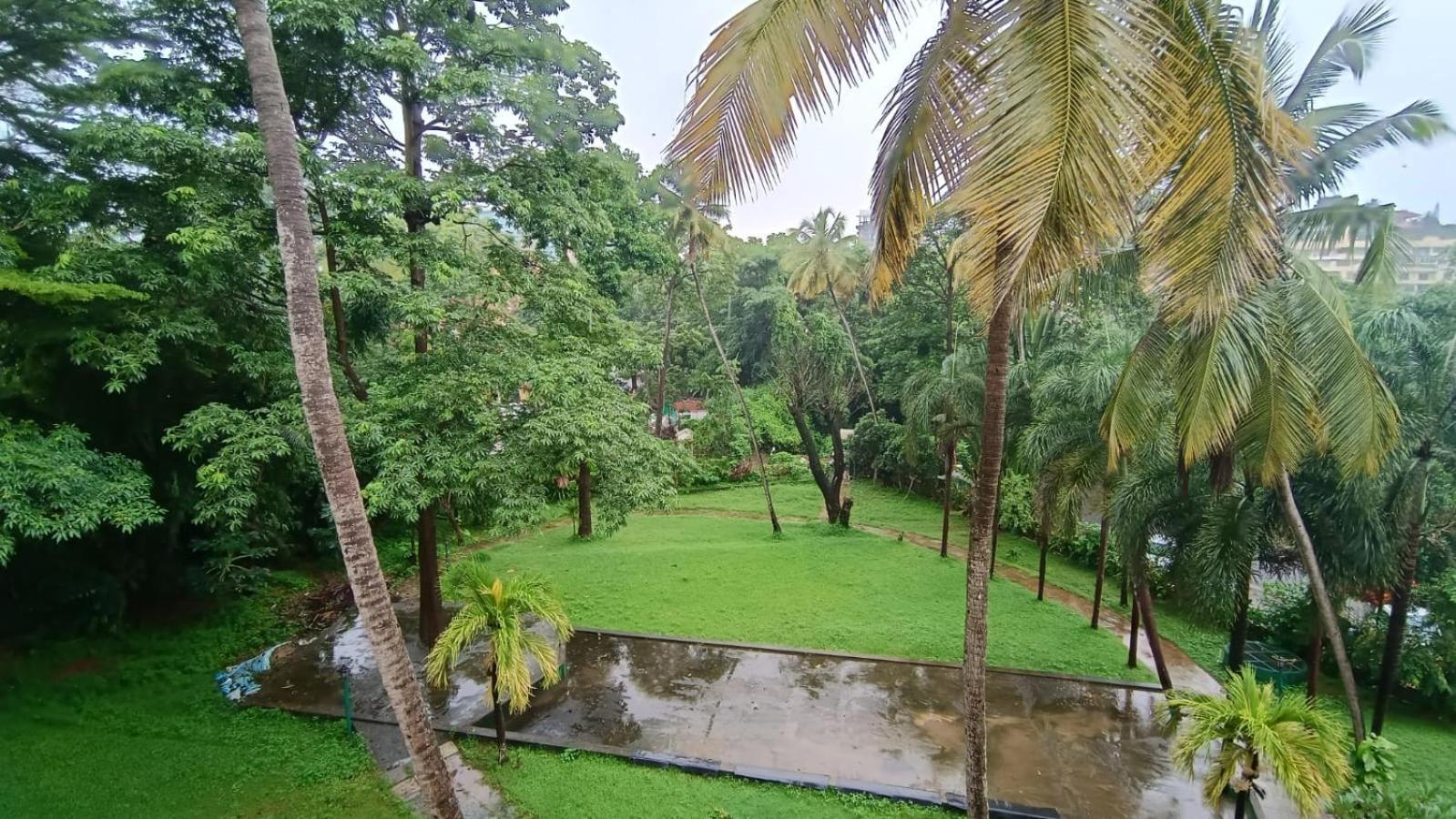 Treebo Trend Green Valley Beach Resort Dona Paula Exterior foto
