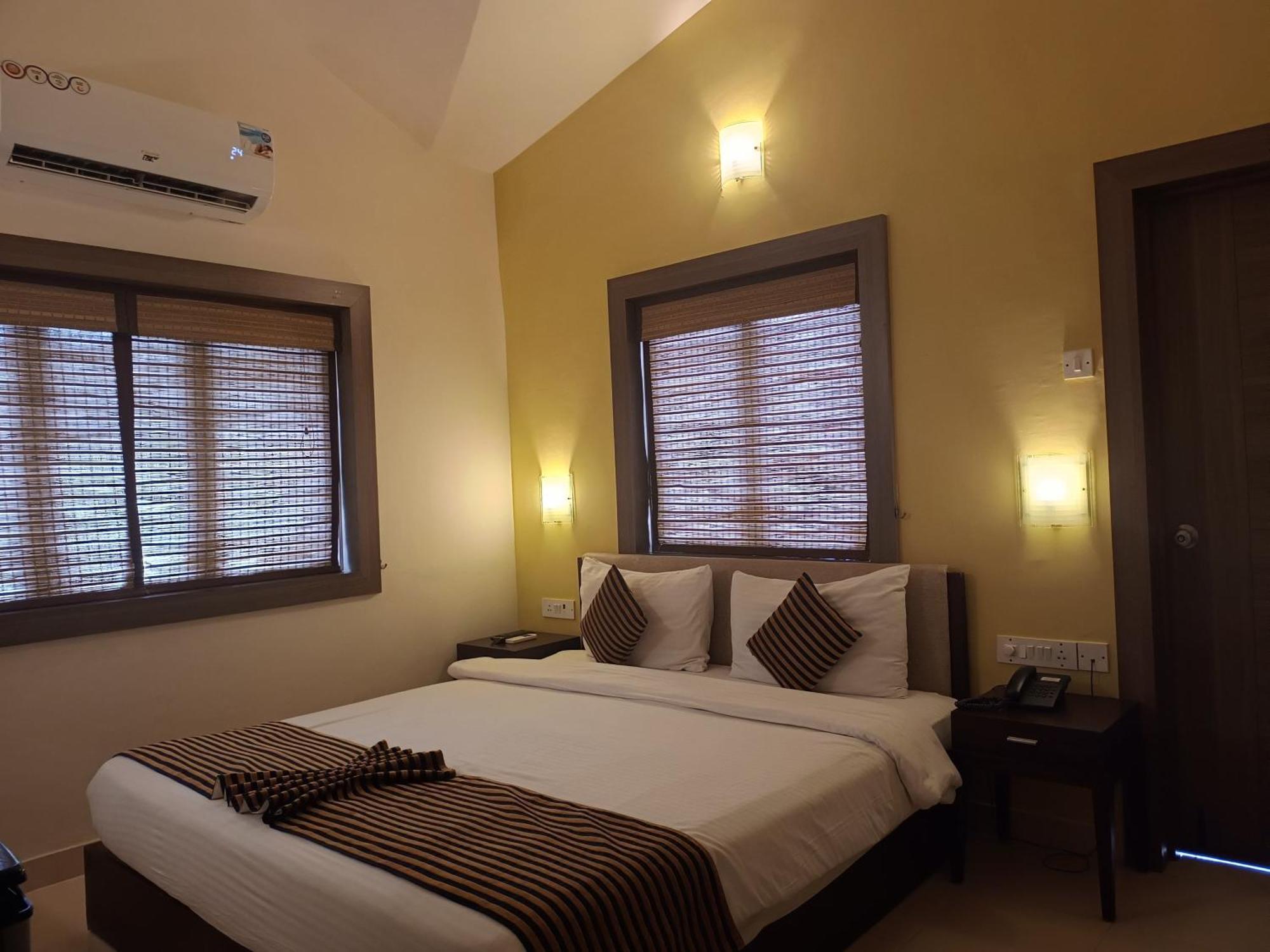 Treebo Trend Green Valley Beach Resort Dona Paula Exterior foto