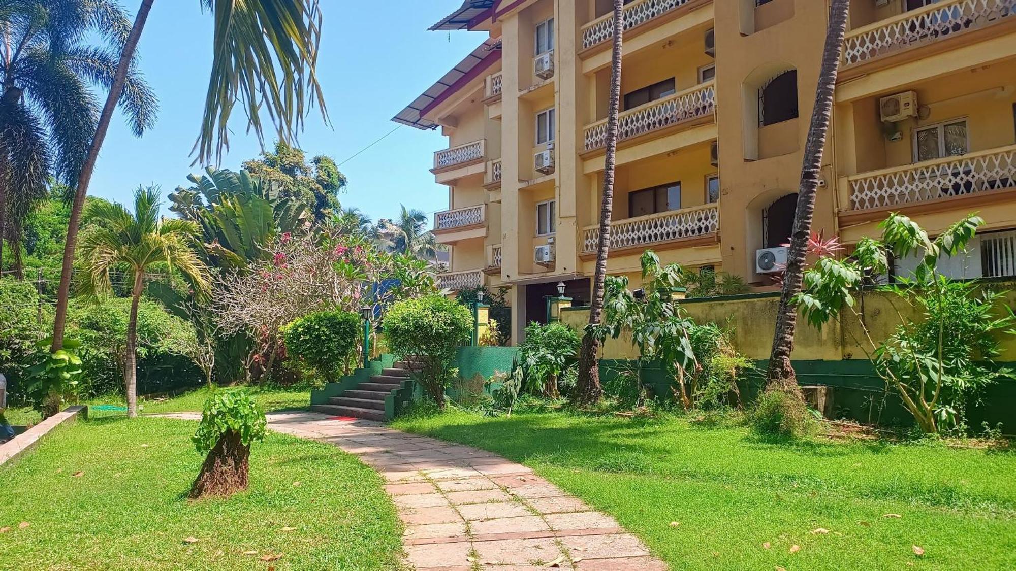 Treebo Trend Green Valley Beach Resort Dona Paula Exterior foto